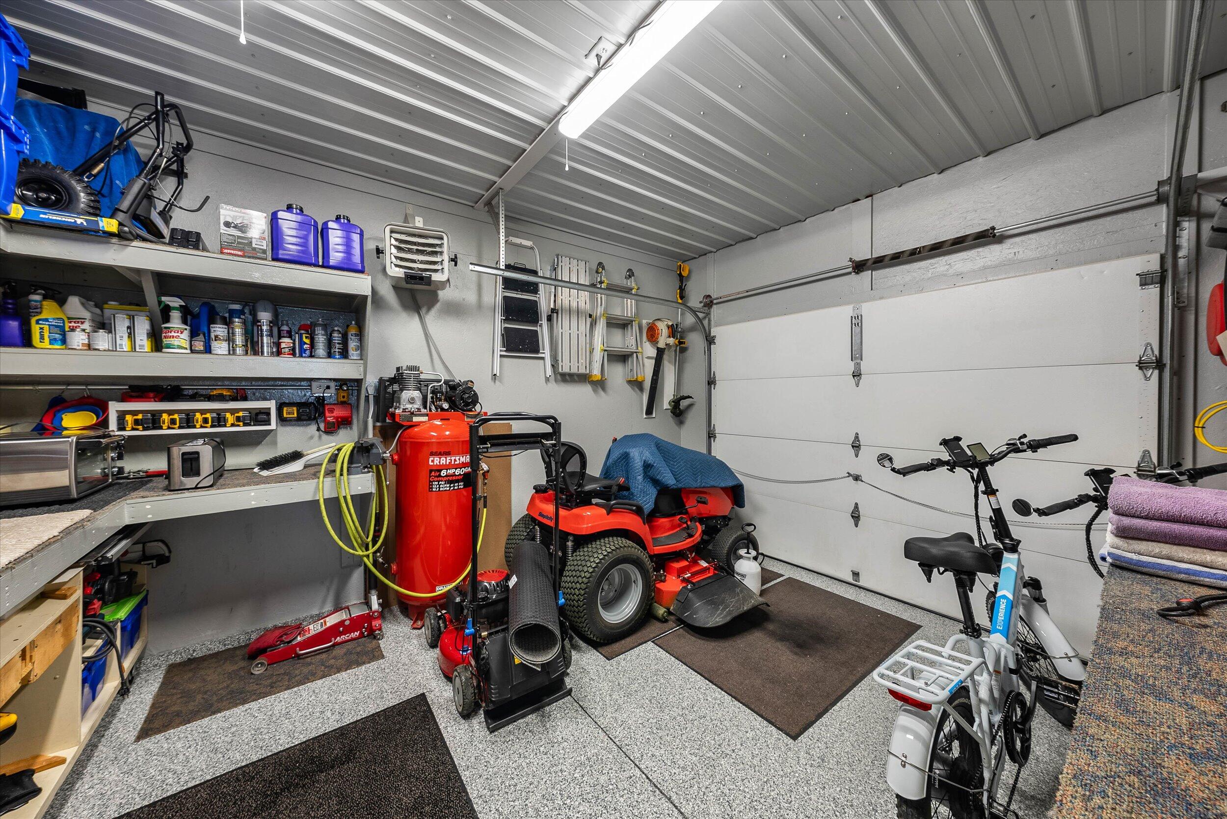 Germantown, Wisconsin, 53022, United States, 3 Bedrooms Bedrooms, ,3 BathroomsBathrooms,Residential,For Sale,1987563