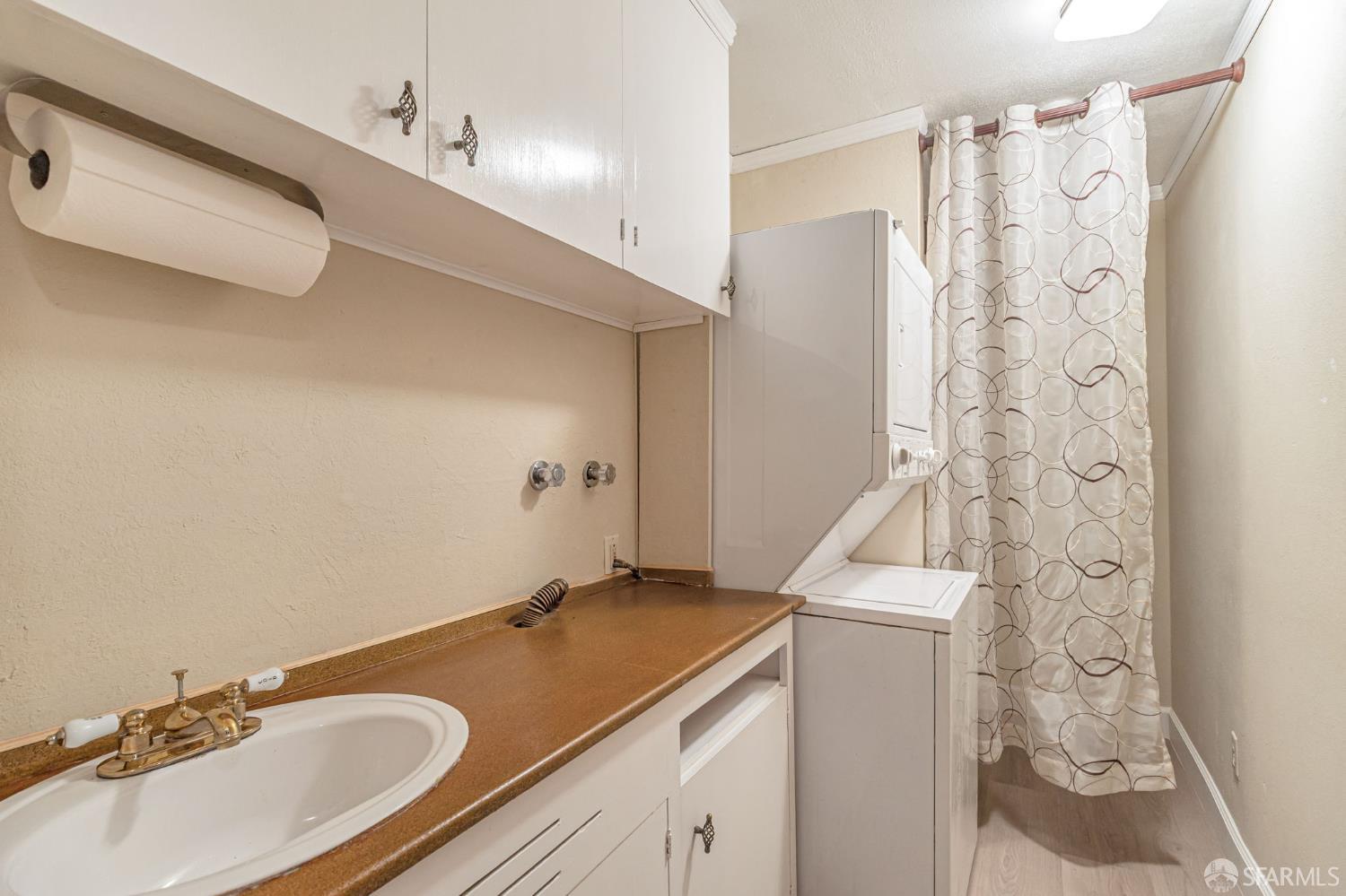 San Mateo, California, 94402, United States, 3 Bedrooms Bedrooms, ,3 BathroomsBathrooms,Residential,For Sale,1895374