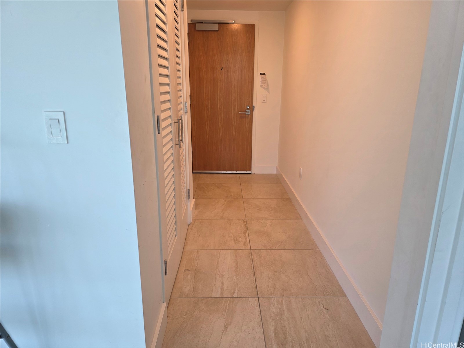 Honolulu, Hawaii, 96814, United States, 2 Bedrooms Bedrooms, ,2 BathroomsBathrooms,Residential,For Sale,1987813