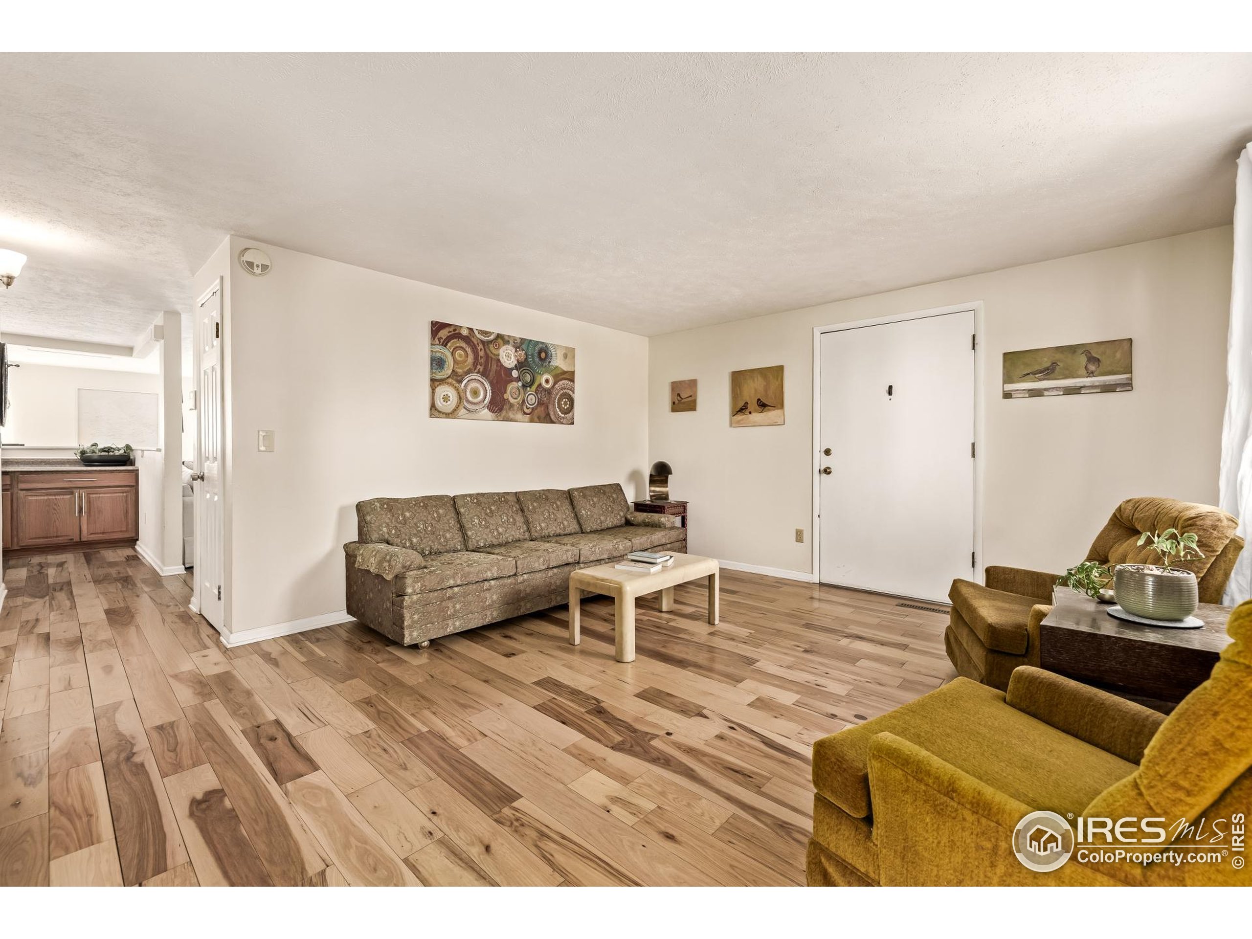 Westminster, Colorado, 80031, United States, 3 Bedrooms Bedrooms, ,2 BathroomsBathrooms,Residential,For Sale,1962957