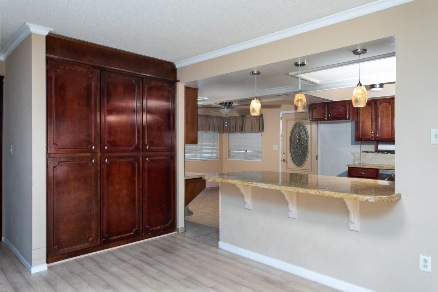 Clovis, California, 93611, United States, 4 Bedrooms Bedrooms, ,2 BathroomsBathrooms,Residential,For Sale,1907507