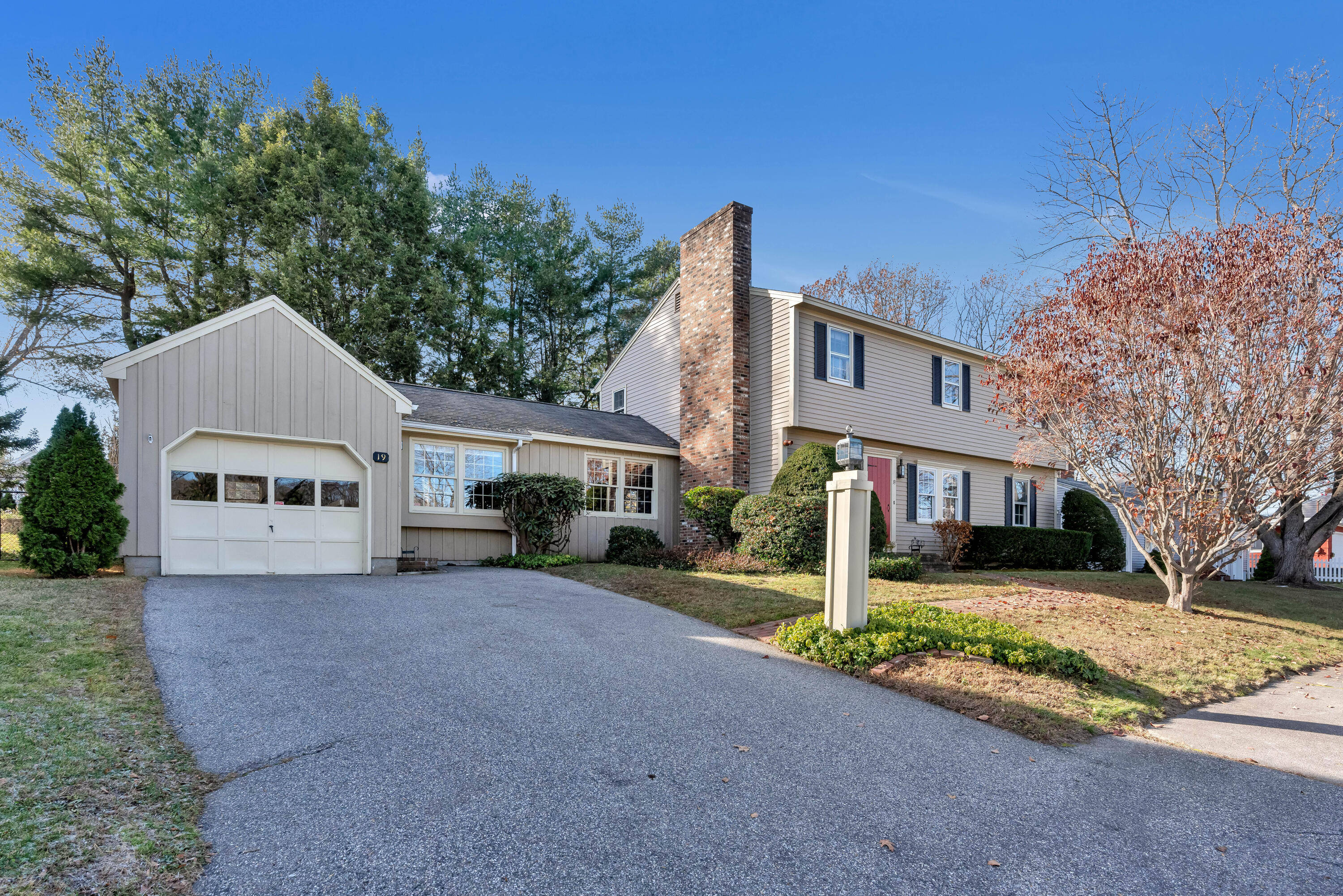 Biddeford, Maine, 04005, United States, 4 Bedrooms Bedrooms, ,2 BathroomsBathrooms,Residential,For Sale,1998354