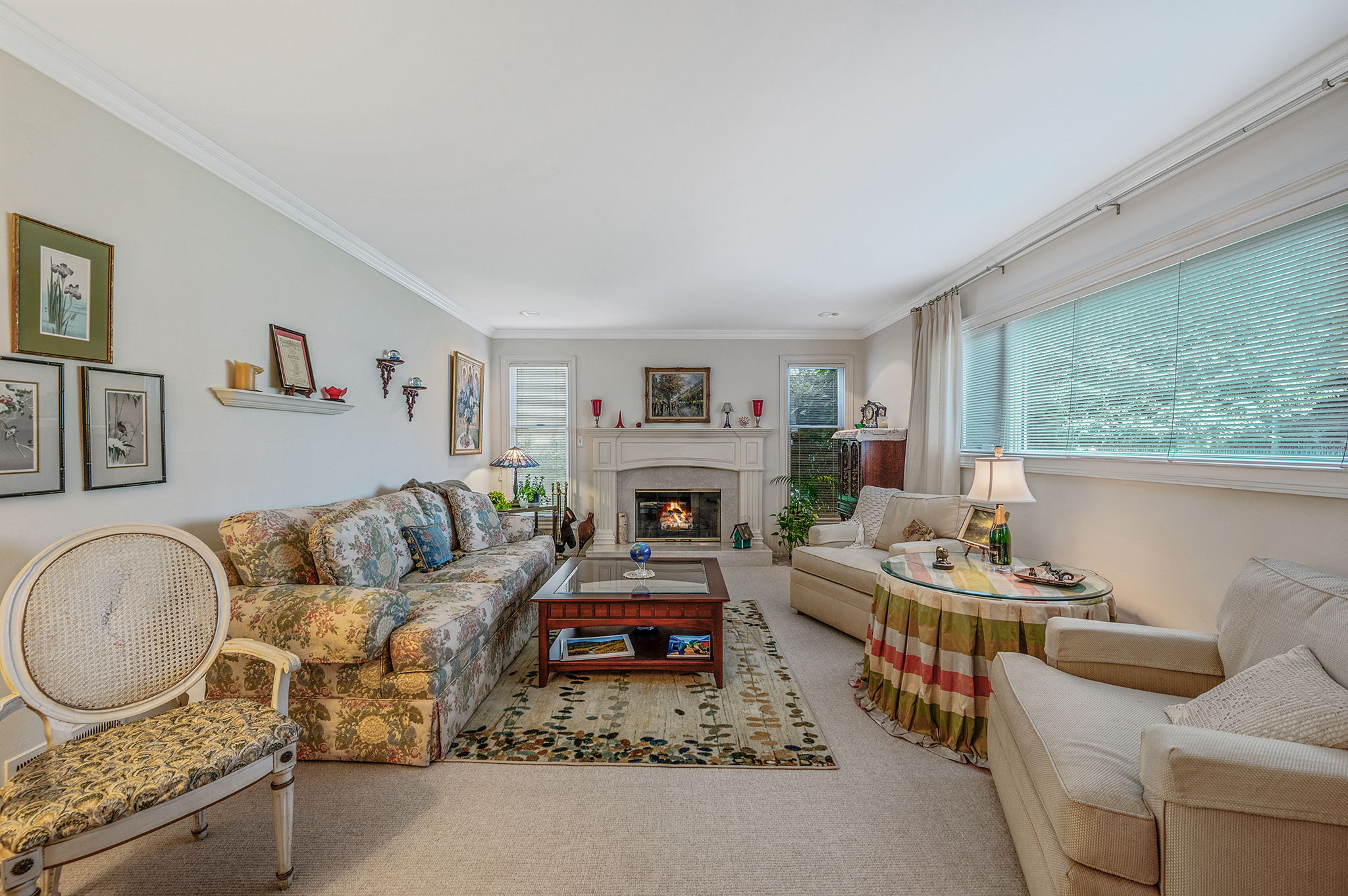 Babylon, New York, 11702, United States, 4 Bedrooms Bedrooms, ,3 BathroomsBathrooms,Residential,For Sale,1921676