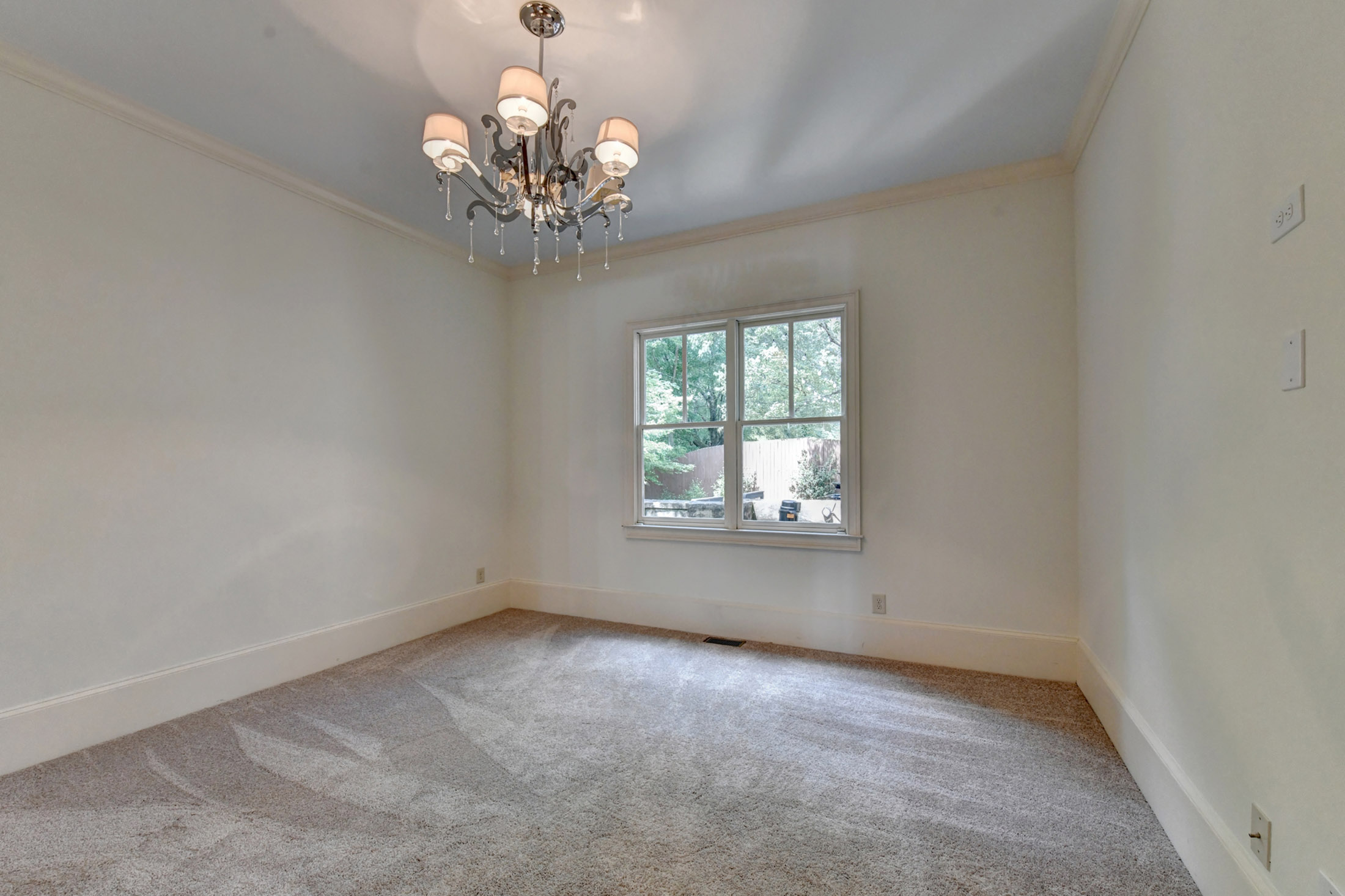  Just Listed in Johns Creek - 物件實景