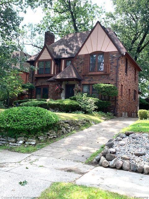 Detroit, Michigan, 48221, United States, 4 Bedrooms Bedrooms, ,5 BathroomsBathrooms,Residential,For Sale,1947184