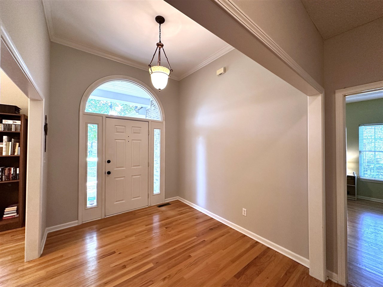 Bowling Green, Kentucky, 42104, United States, 5 Bedrooms Bedrooms, ,3 BathroomsBathrooms,Residential,For Sale,1907465