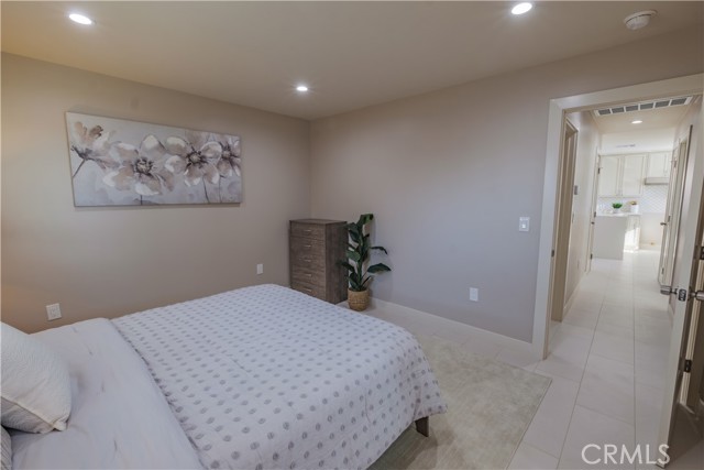 Compton, California, 90220, United States, 6 Bedrooms Bedrooms, ,5 BathroomsBathrooms,Residential,For Sale,2048011
