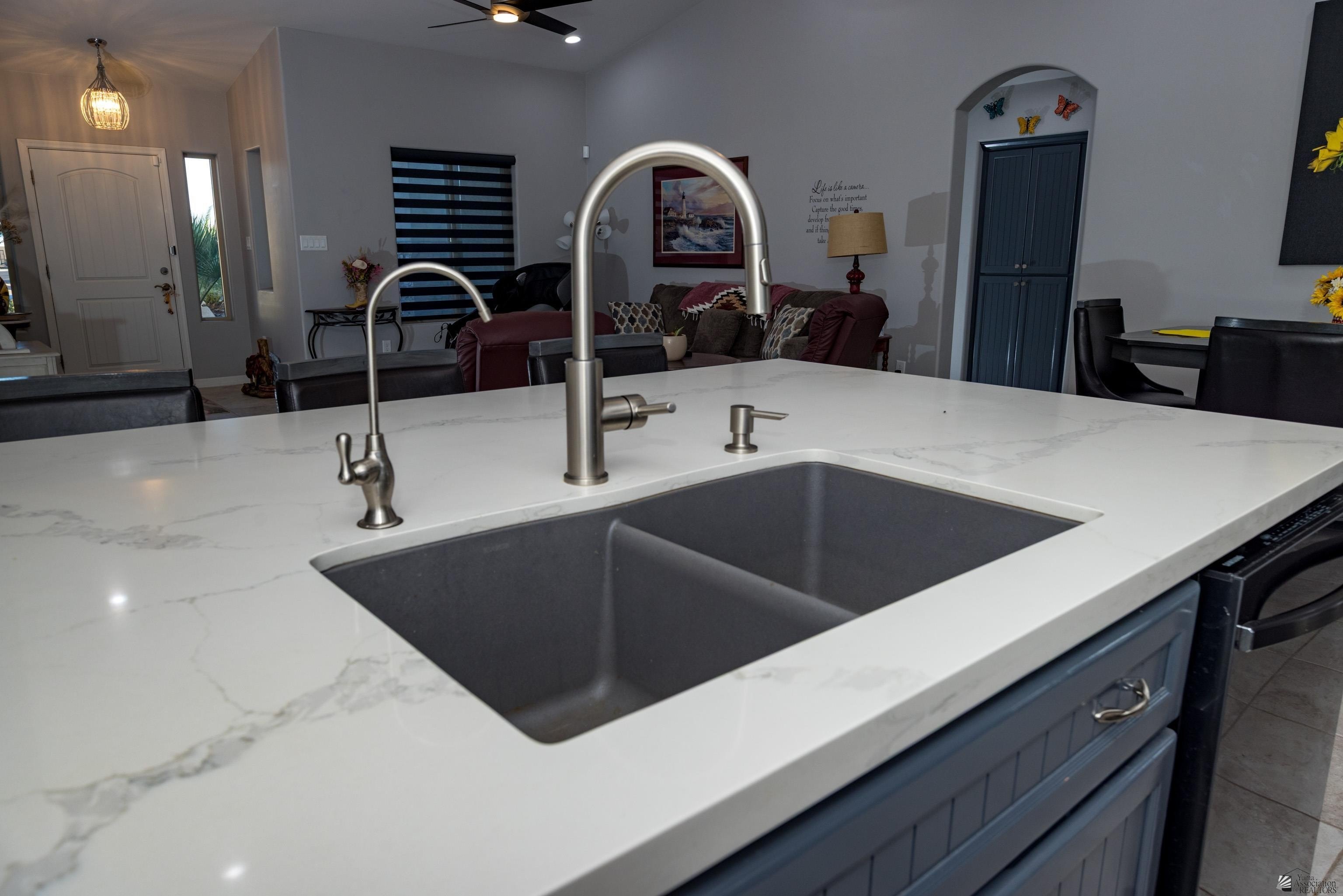 Yuma, Arizona, 85367, United States, 3 Bedrooms Bedrooms, ,1 BathroomBathrooms,Residential,For Sale,2049474