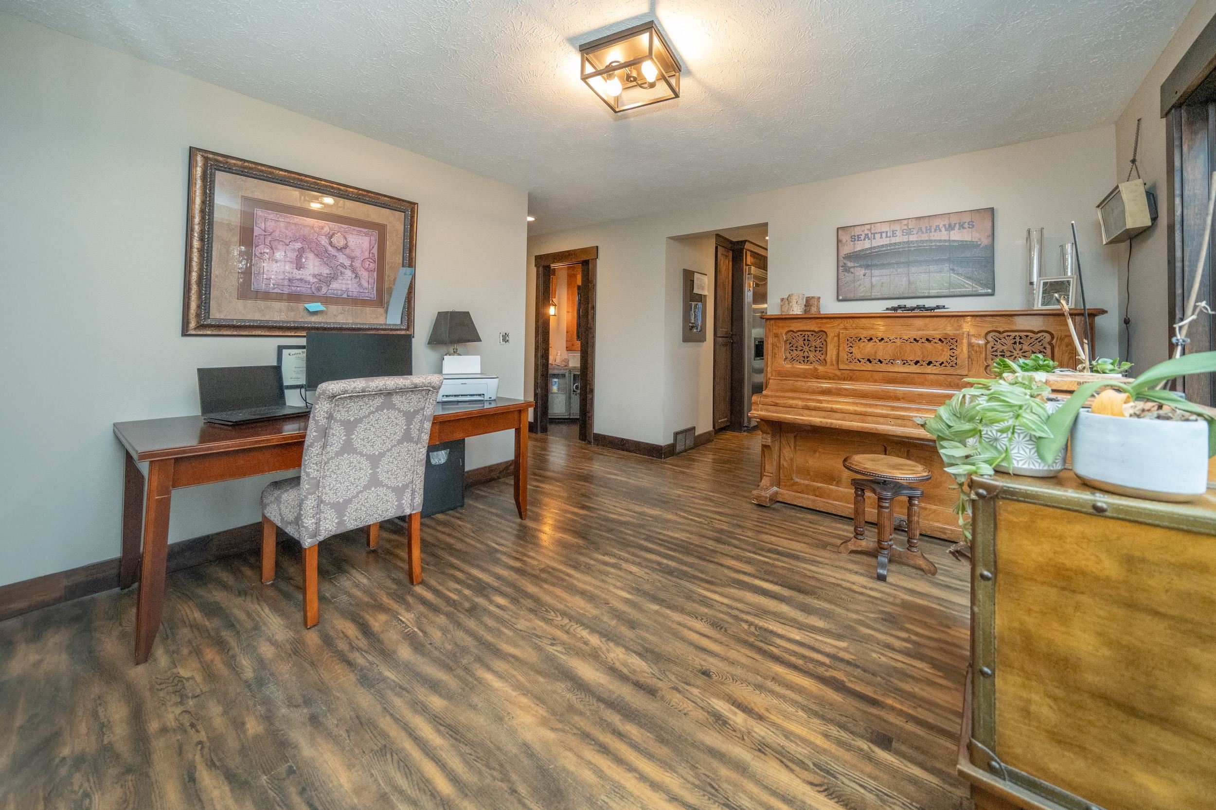 Colbert, Washington, 99005, United States, 5 Bedrooms Bedrooms, ,4 BathroomsBathrooms,Residential,For Sale,1974810