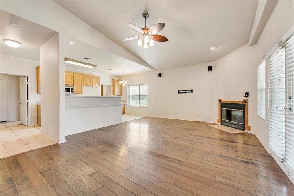 Mesquite, Texas, 75126, United States, 2 Bedrooms Bedrooms, ,2 BathroomsBathrooms,Residential,For Sale,1937692