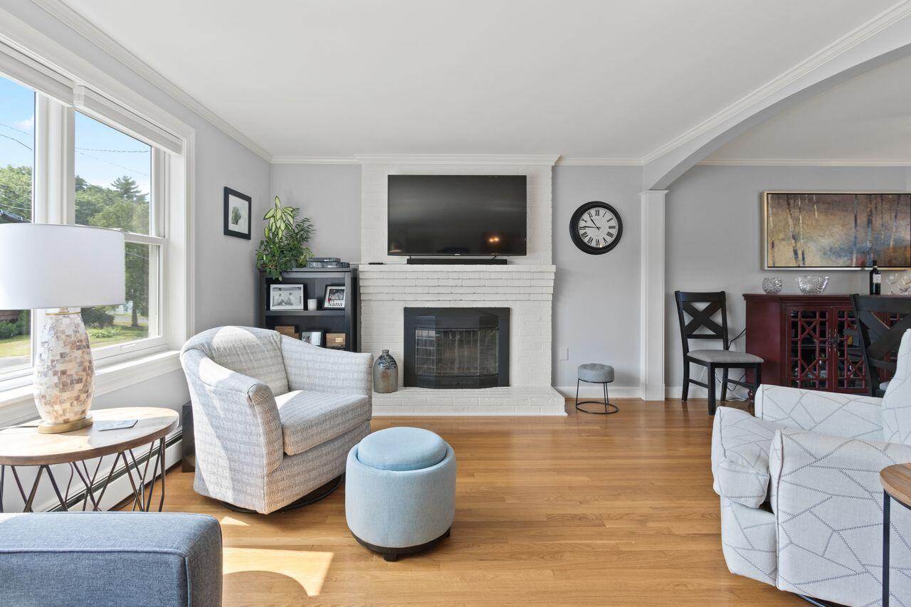 Portland, Maine, 04102, United States, 4 Bedrooms Bedrooms, ,2 BathroomsBathrooms,Residential,For Sale,1918593