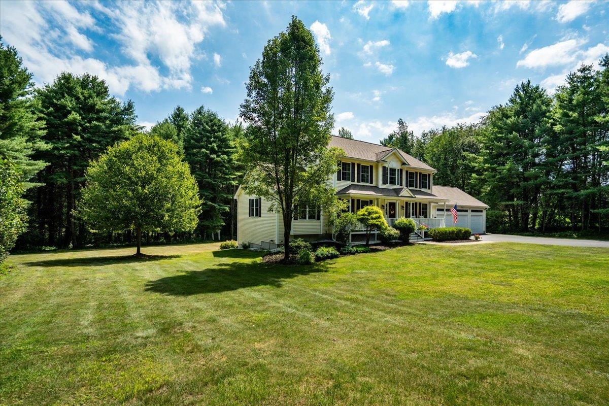 Bedford, New Hampshire, 03110, United States, 4 Bedrooms Bedrooms, ,3 BathroomsBathrooms,Residential,For Sale,1940392