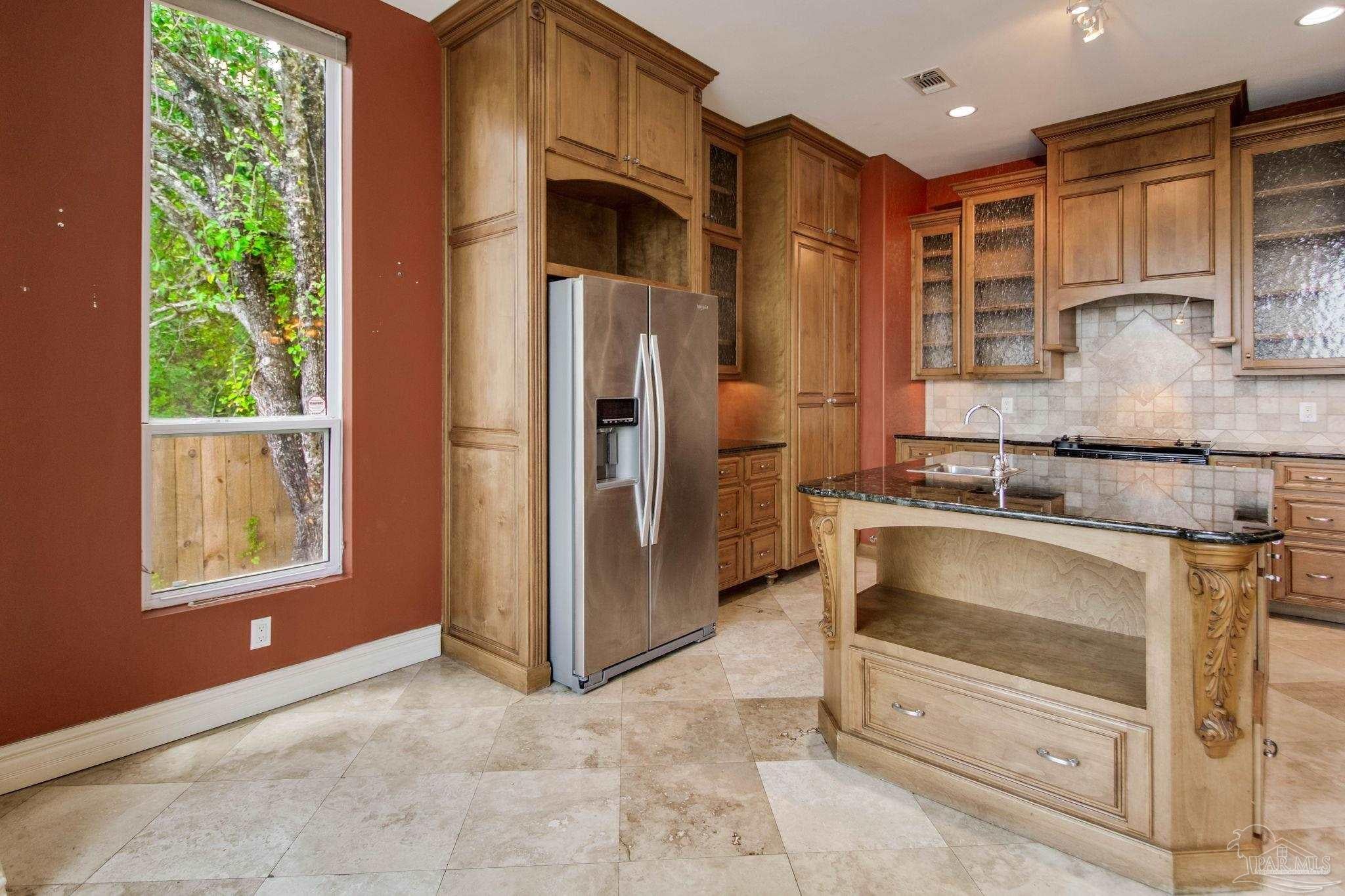 Pensacola, Florida, 32504, United States, 3 Bedrooms Bedrooms, ,4 BathroomsBathrooms,Residential,For Sale,1893551