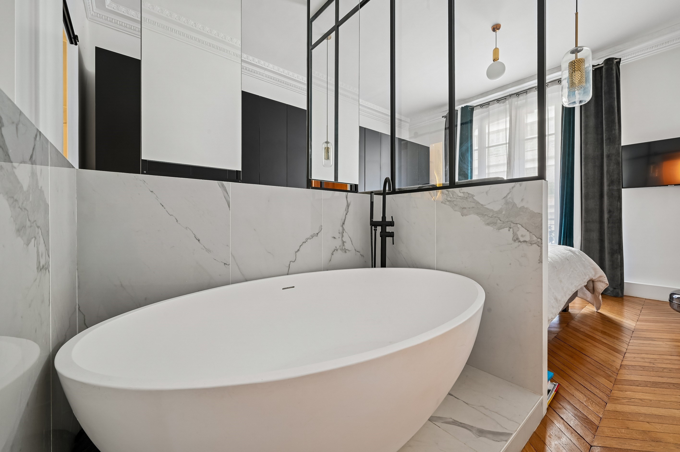  Parisian Pied-à-terre with Haussmann Elegance - Victor Hugo - 物件實景