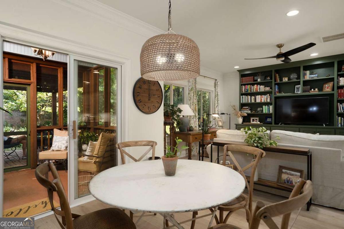 Watkinsville, Georgia, 30677, United States, 2 Bedrooms Bedrooms, ,2 BathroomsBathrooms,Residential,For Sale,1957394