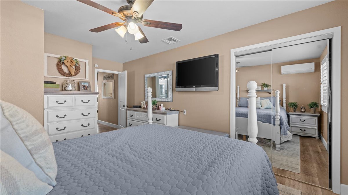 Ontario, California, 91762, United States, 3 Bedrooms Bedrooms, ,2 BathroomsBathrooms,Residential,For Sale,2012537