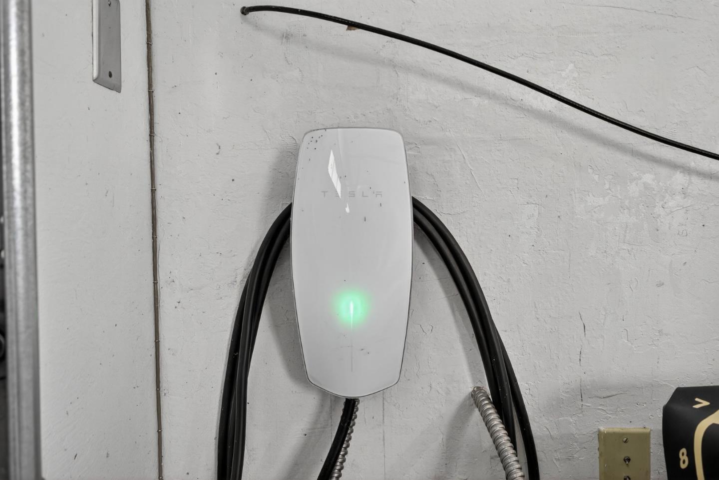 Los Altos, California, 94024, United States, 3 Bedrooms Bedrooms, ,2 BathroomsBathrooms,Residential,For Sale,1925689