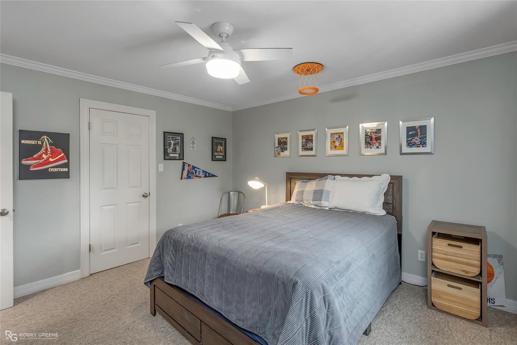 Shreveport, Louisiana, 71106, United States, 4 Bedrooms Bedrooms, ,4 BathroomsBathrooms,Residential,For Sale,1932874