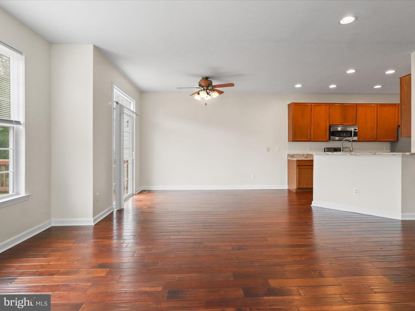 Alexandria, Virginia, 22306, United States, 3 Bedrooms Bedrooms, ,4 BathroomsBathrooms,Residential,For Sale,1989566