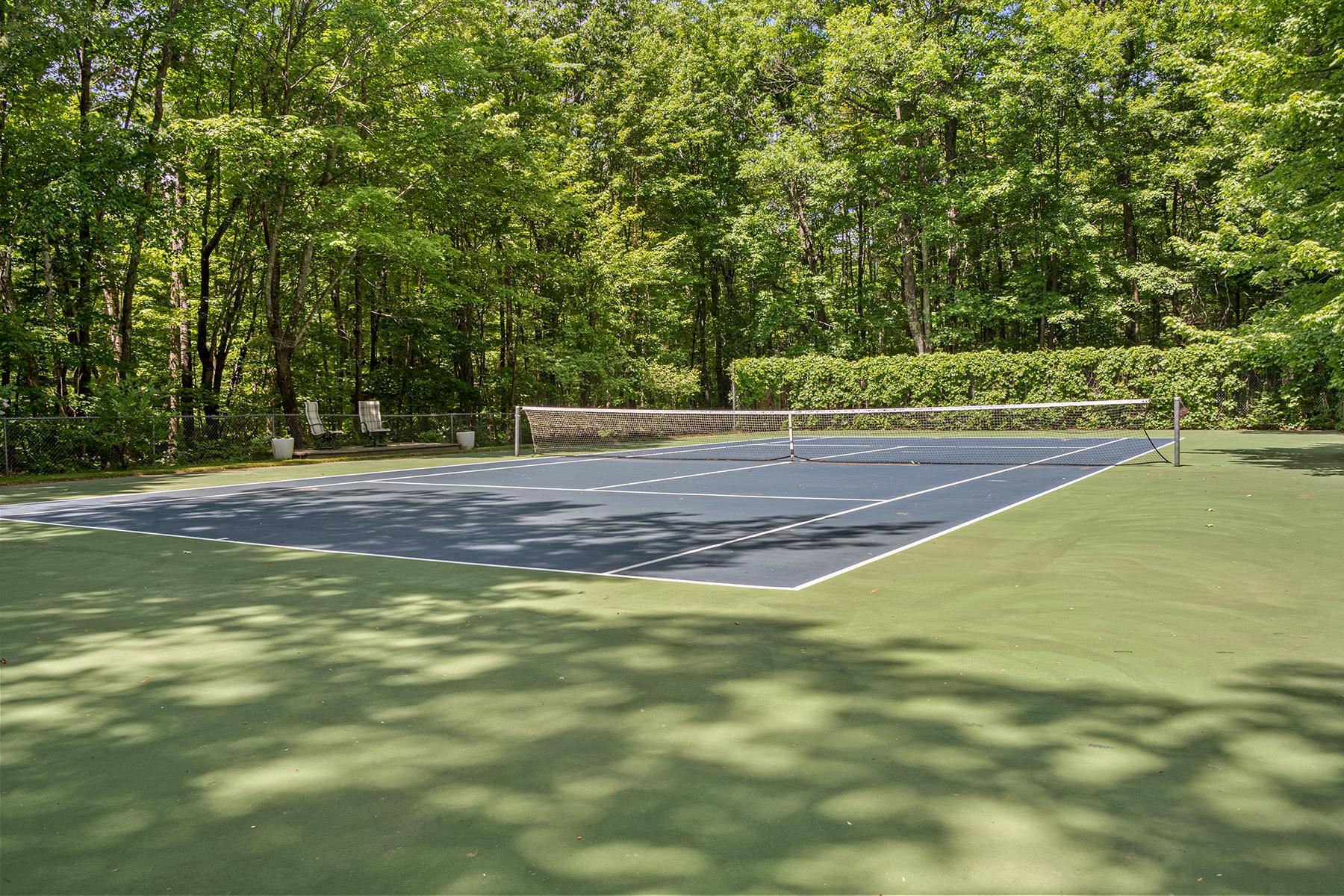 Manitowish Waters, Wisconsin, 54545, United States, 4 Bedrooms Bedrooms, ,3 BathroomsBathrooms,Residential,For Sale,1974750