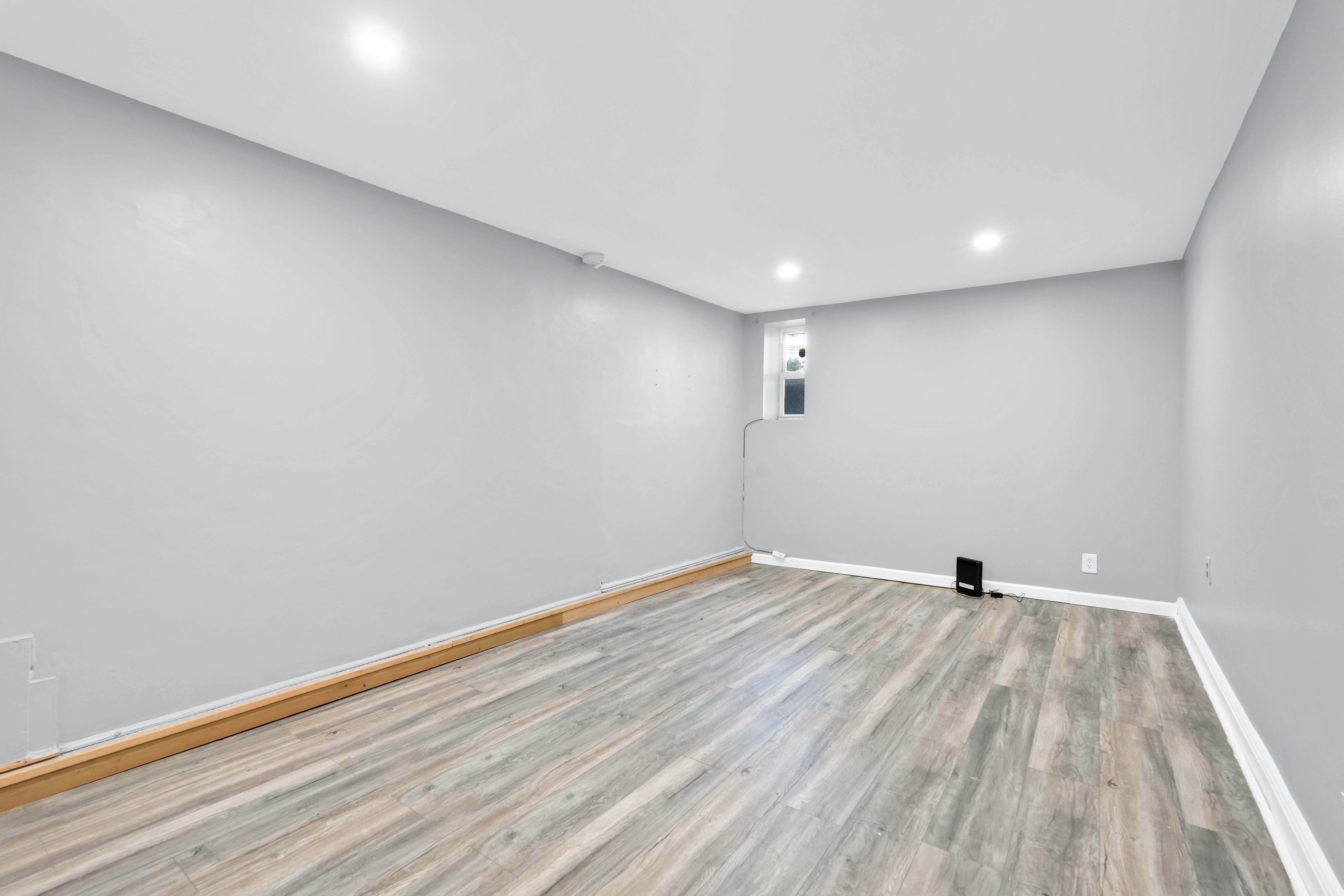  252 E 45th Street, Brooklyn, NY, 11203 - 物件實景