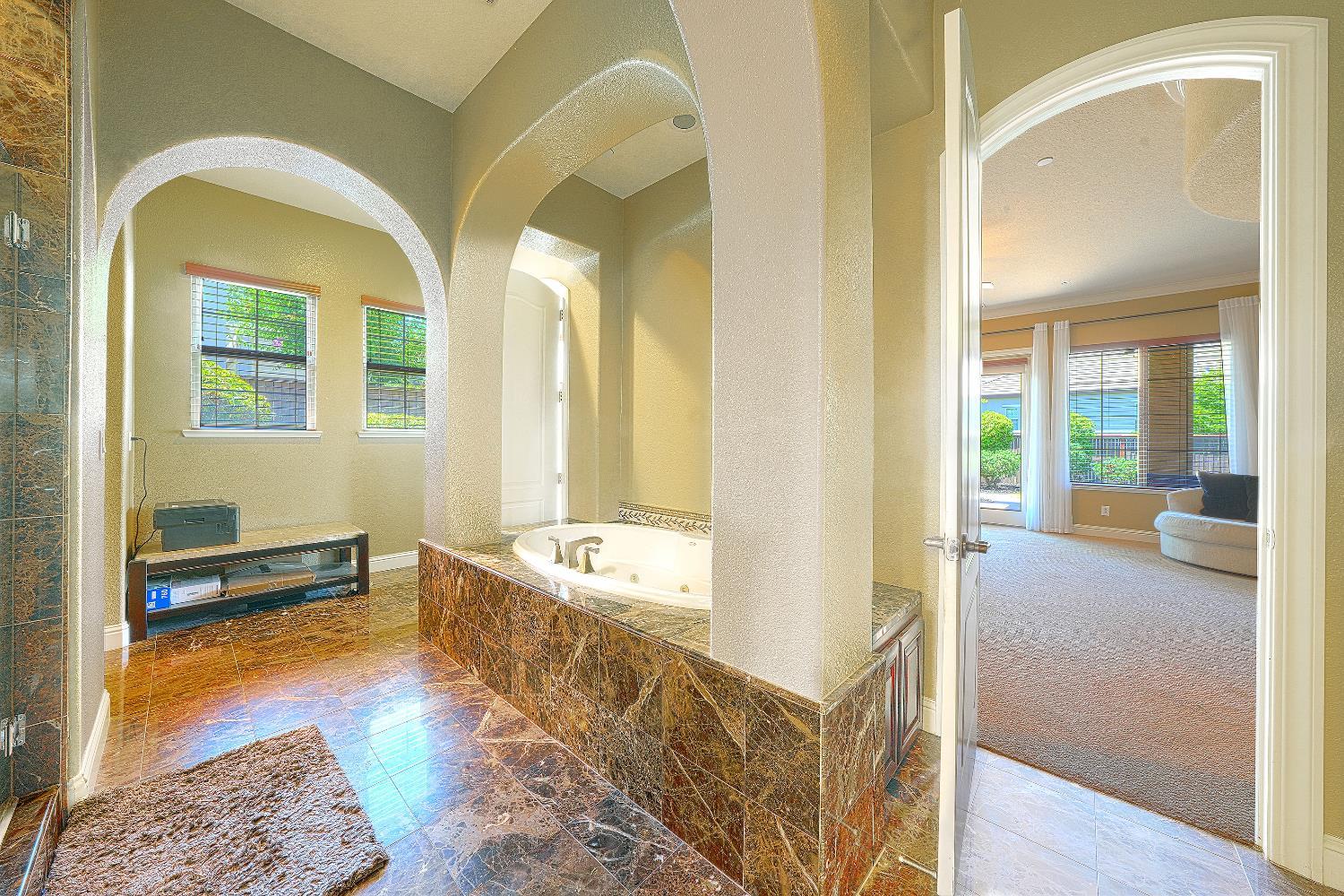 Lincoln, California, 95648, United States, 7 Bedrooms Bedrooms, ,5 BathroomsBathrooms,Residential,For Sale,1984434