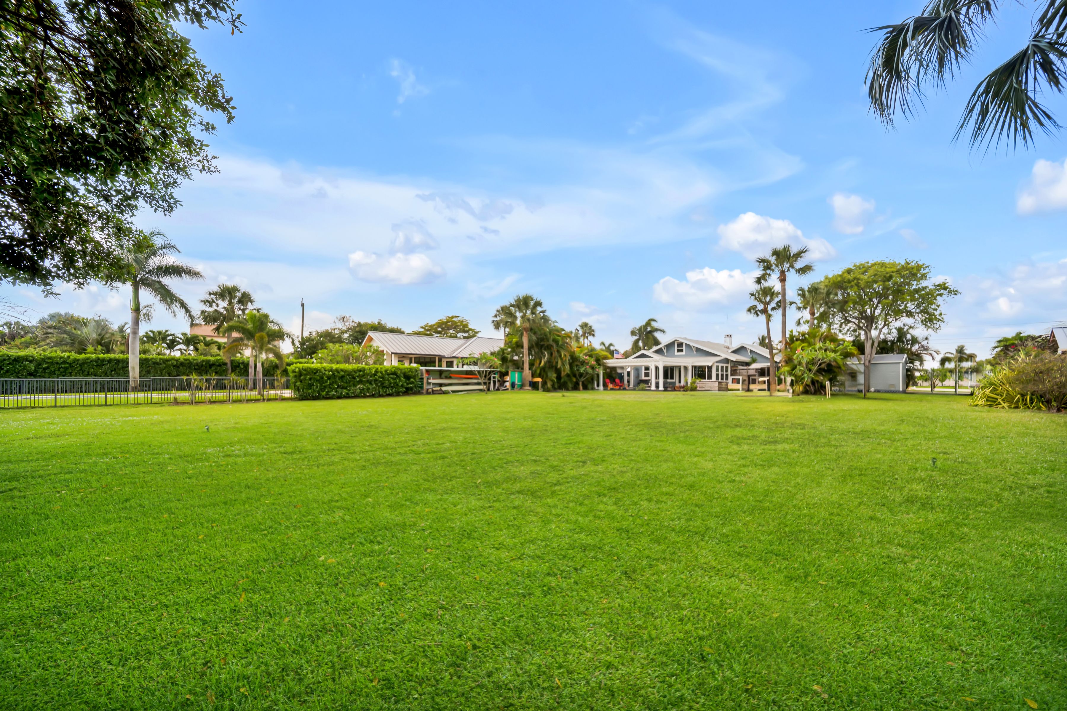  1408 N Lakeside Drive - 物件實景
