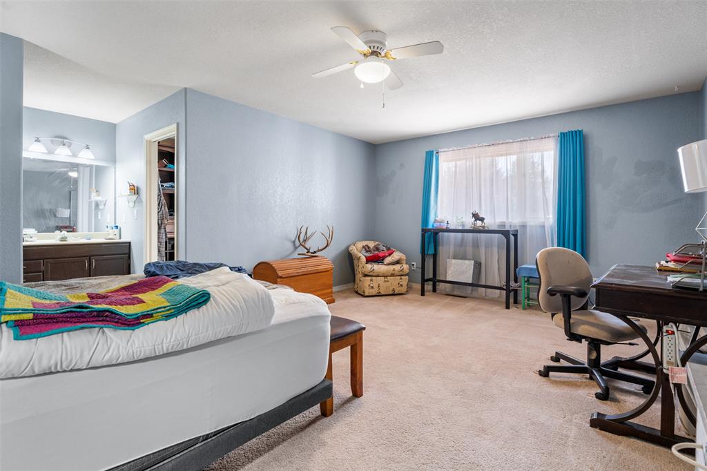 Hamilton, Montana, 59840, United States, 3 Bedrooms Bedrooms, ,2 BathroomsBathrooms,Residential,For Sale,1990446