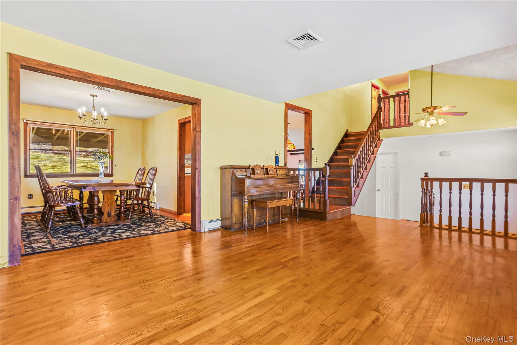 Carmel, New York, 10512, United States, 4 Bedrooms Bedrooms, ,3 BathroomsBathrooms,Residential,For Sale,2003057