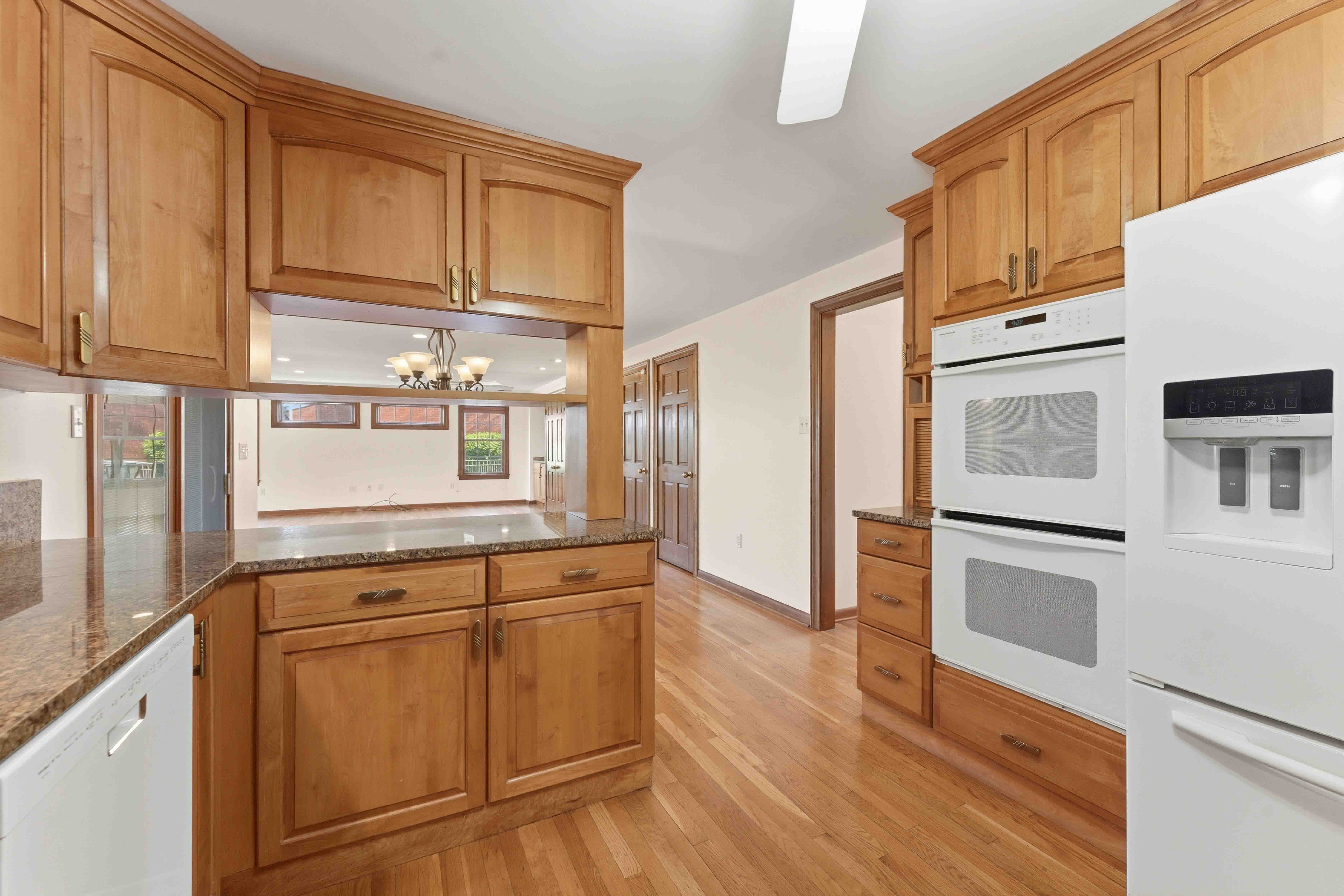  122 Tynewood Drive, Turtle Creek, PA 15145 - 物件實景
