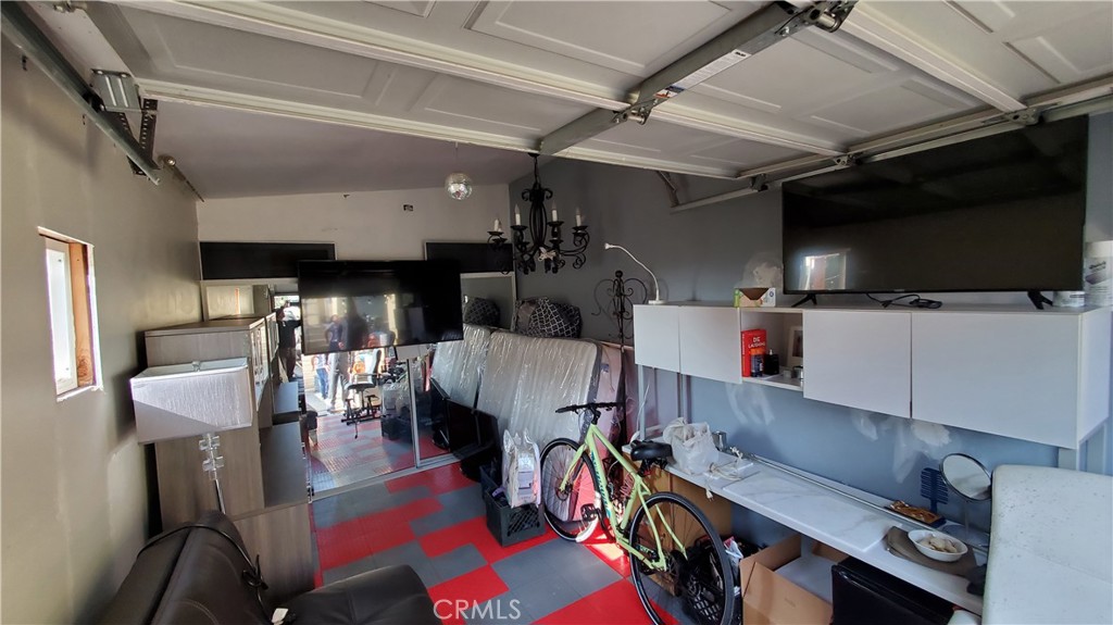 Los Angeles, California, 90006, United States, ,Residential,For Sale,1909502