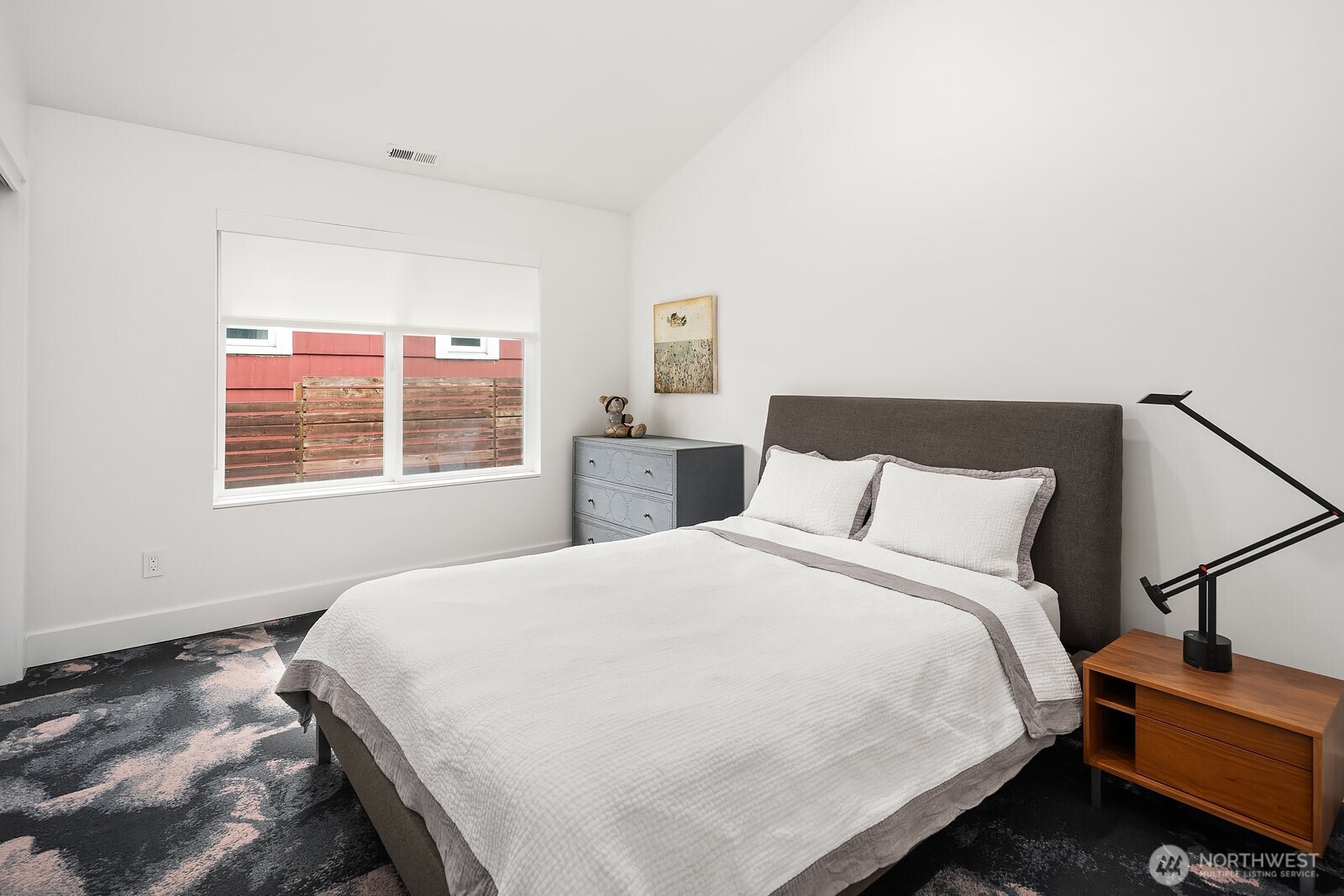 Seattle, Washington, 98125, United States, 4 Bedrooms Bedrooms, ,3 BathroomsBathrooms,Residential,For Sale,1947989