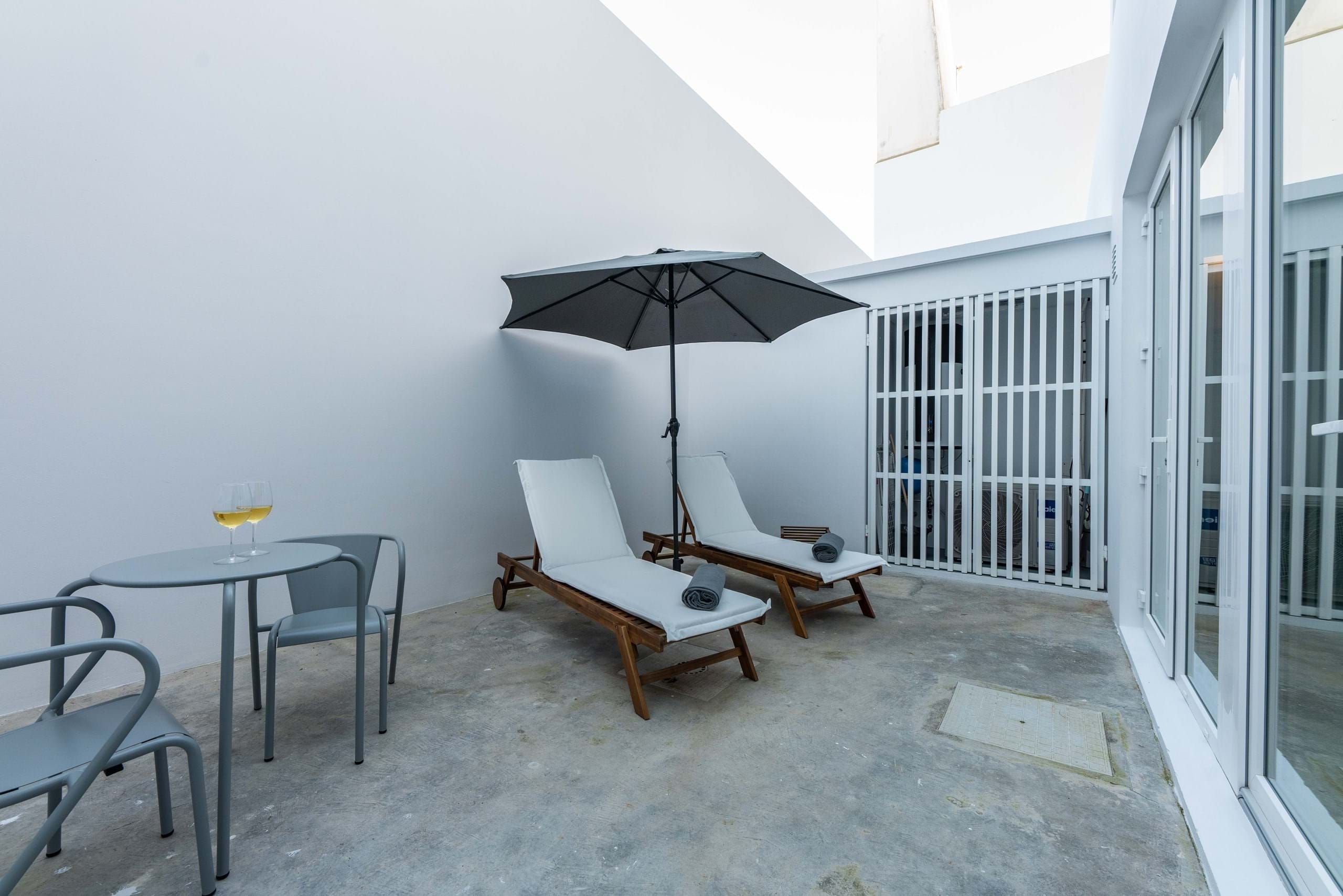 Ponta Delgada, Ilha de São Miguel, 9500-036, PT, 2 Bedrooms Bedrooms, ,2 BathroomsBathrooms,Residential,For Sale,2003175