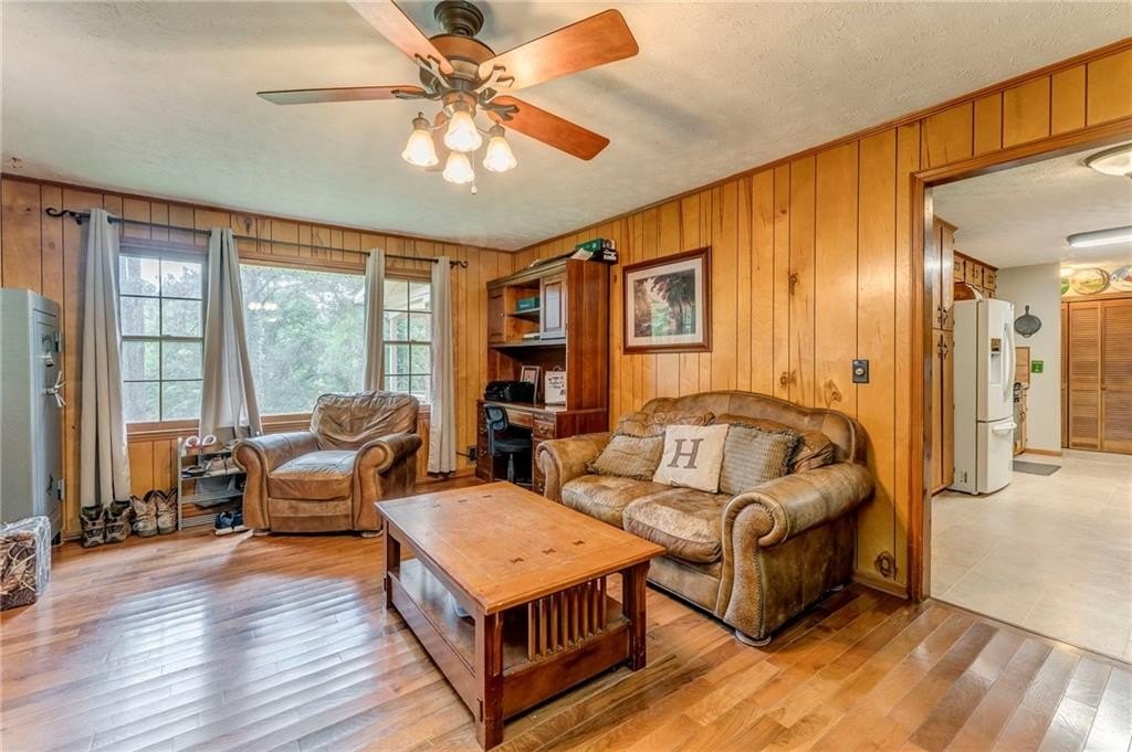 Ball Ground, Georgia, 30107, United States, 3 Bedrooms Bedrooms, ,2 BathroomsBathrooms,Residential,For Sale,1922985