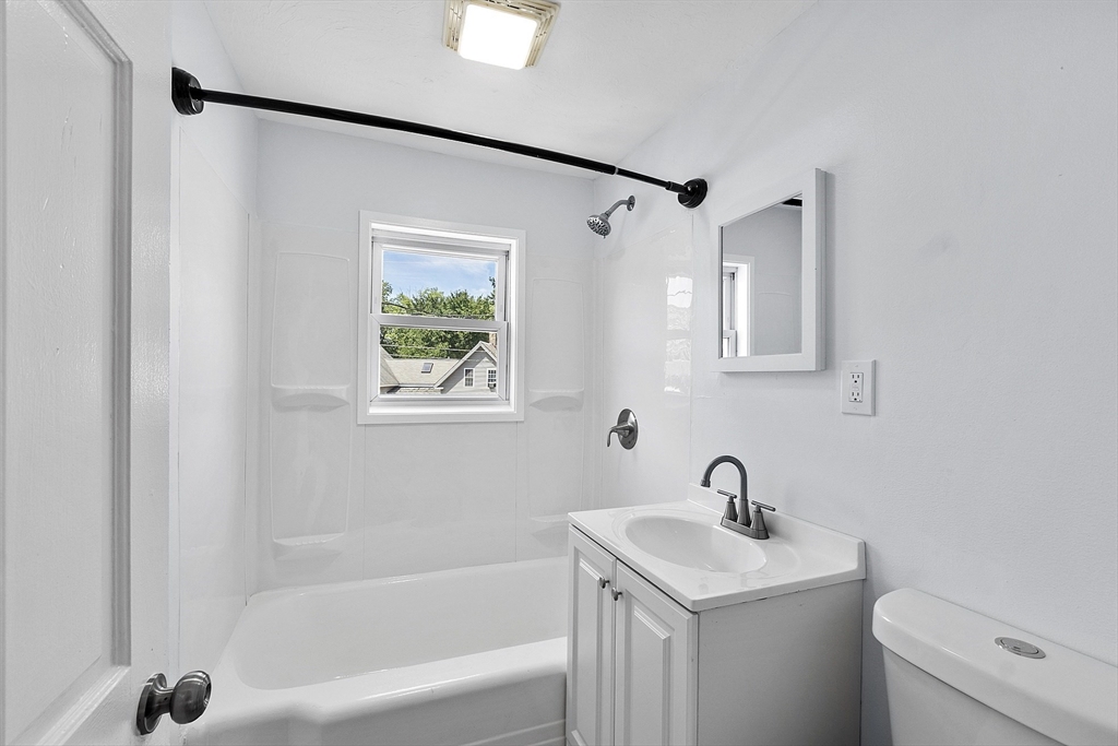 Fitchburg, Massachusetts, 01420, United States, 6 Bedrooms Bedrooms, ,3 BathroomsBathrooms,Residential,For Sale,1925075