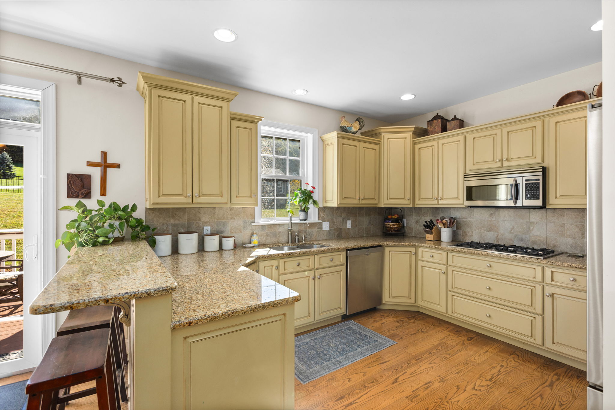 Danville, Pennsylvania, 17821, United States, 4 Bedrooms Bedrooms, ,3 BathroomsBathrooms,Residential,For Sale,1979646