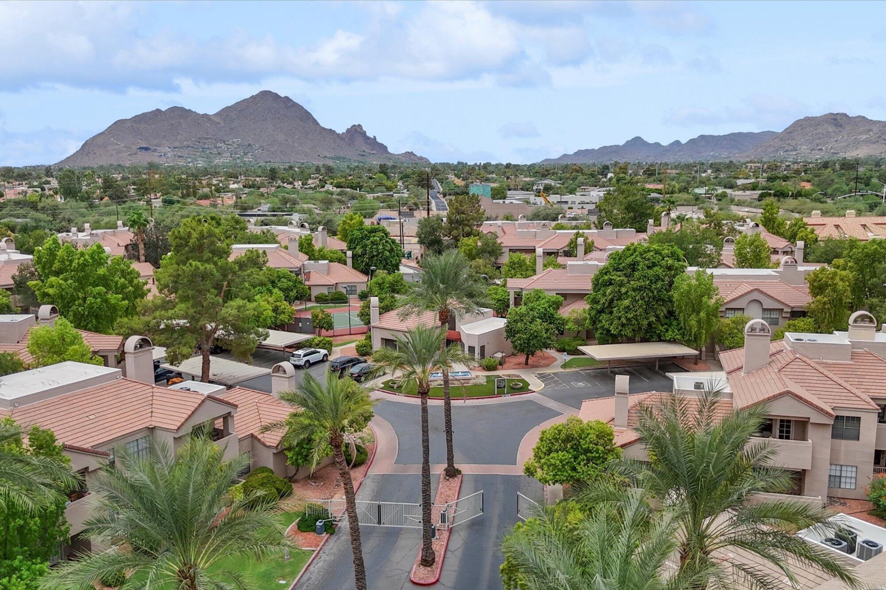  5950 N 78th St  Scottsdale, AZ - 物件實景