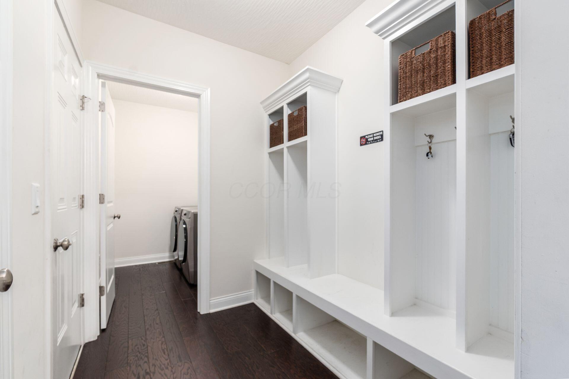 Delaware, Ohio, 43015, United States, 5 Bedrooms Bedrooms, ,5 BathroomsBathrooms,Residential,For Sale,1989567