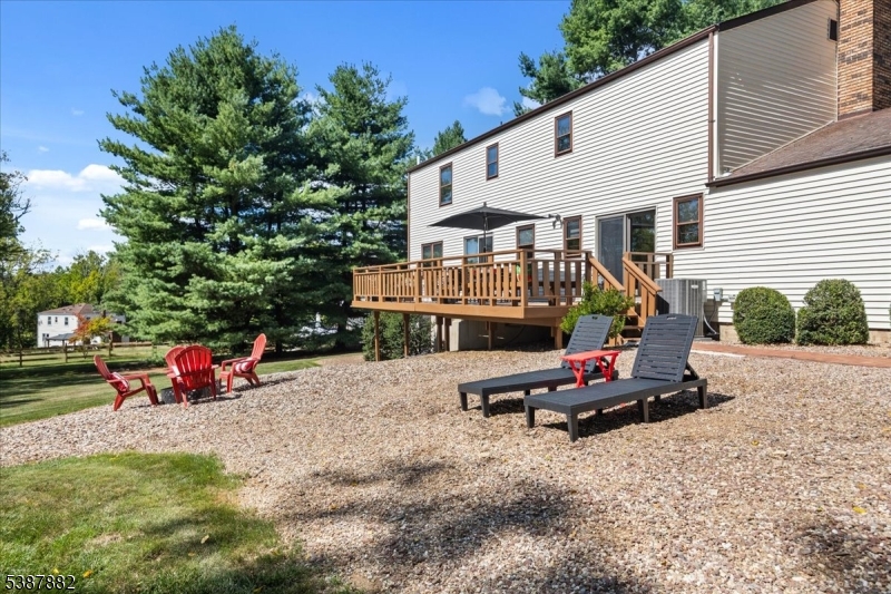 Clinton Twp., New Jersey, 08801, United States, 4 Bedrooms Bedrooms, ,3 BathroomsBathrooms,Residential,For Sale,1988137