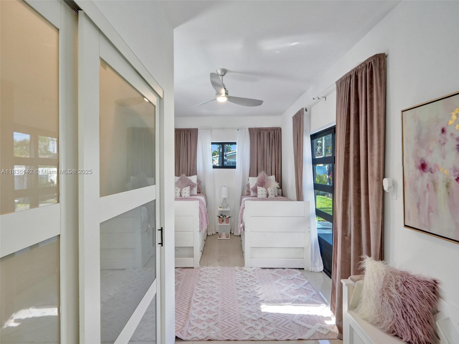 Hollywood, Florida, 33019, United States, 3 Bedrooms Bedrooms, ,2 BathroomsBathrooms,Residential,For Sale,1898660