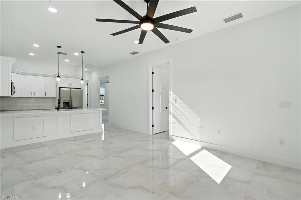 Lehigh Acres, Florida, 33973, United States, 6 Bedrooms Bedrooms, ,4 BathroomsBathrooms,Residential,For Sale,1891915