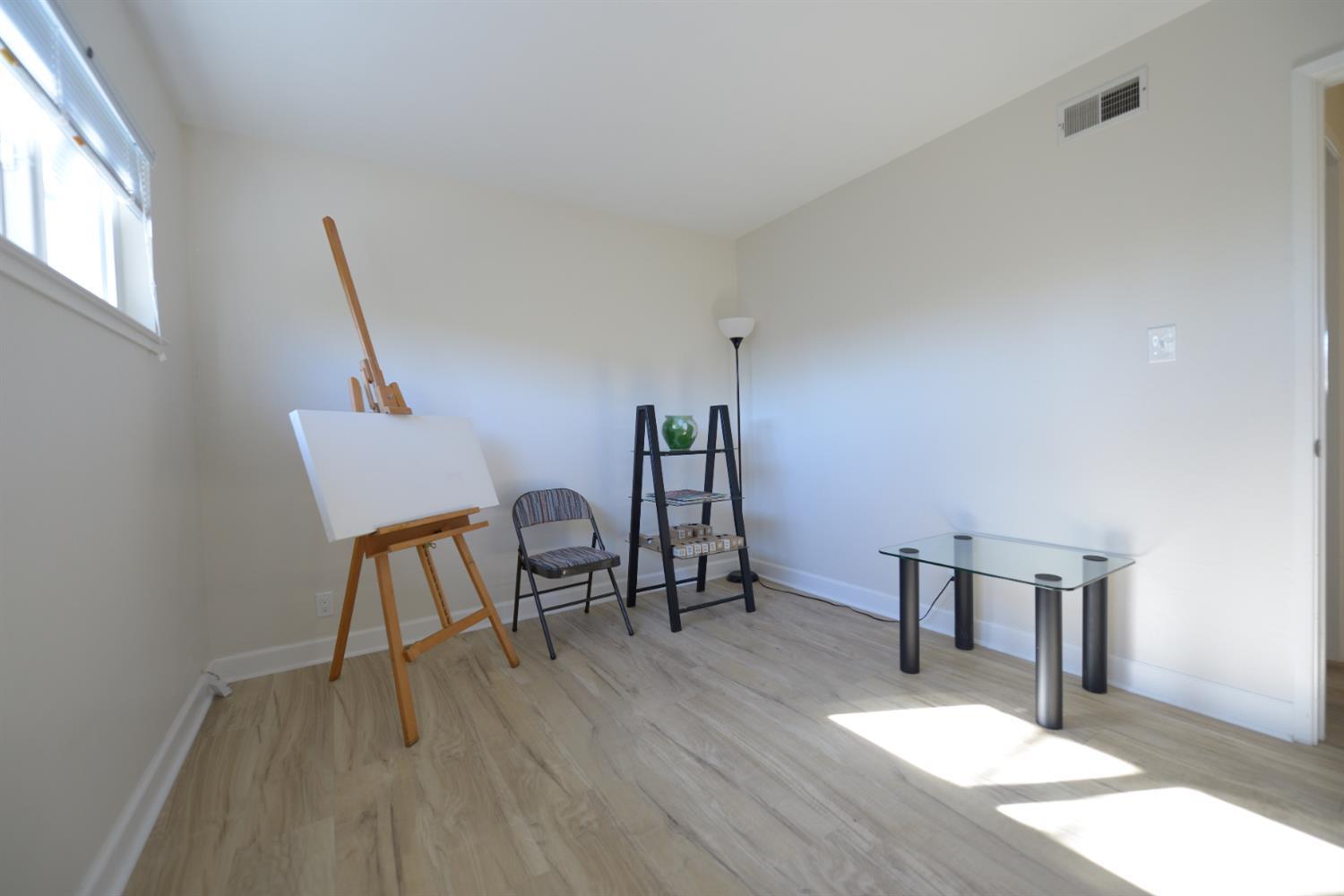 Hayward, California, 94544, United States, 3 Bedrooms Bedrooms, ,2 BathroomsBathrooms,Residential,For Sale,2002004