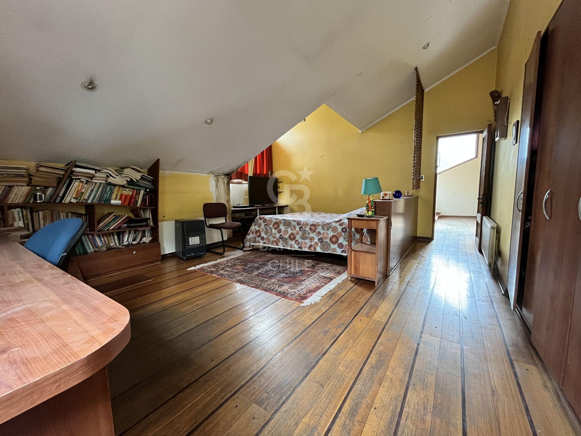 Lo Barnechea, Chile, 5 Bedrooms Bedrooms, ,4 BathroomsBathrooms,Residential,For Sale,1846882