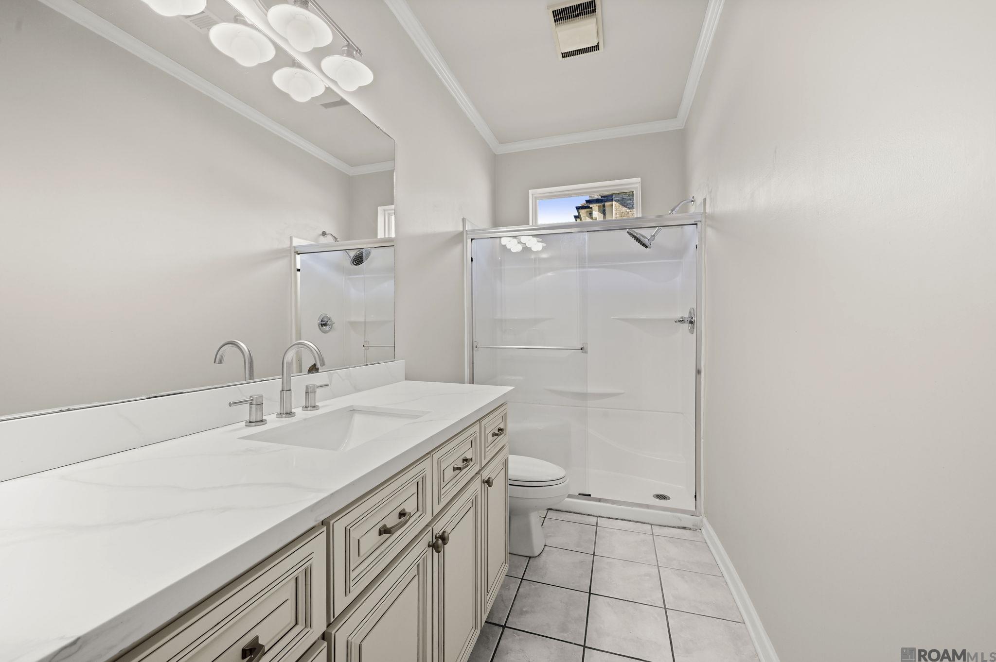 Prairieville, Louisiana, 70769, United States, 5 Bedrooms Bedrooms, ,5 BathroomsBathrooms,Residential,For Sale,2012380