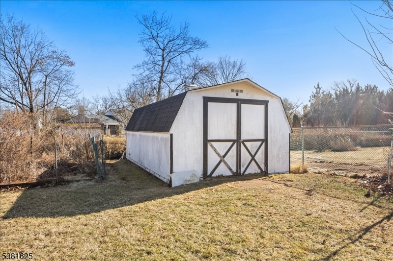 Hillsborough Twp., New Jersey, 08844, United States, 3 Bedrooms Bedrooms, ,2 BathroomsBathrooms,Residential,For Sale,1932471