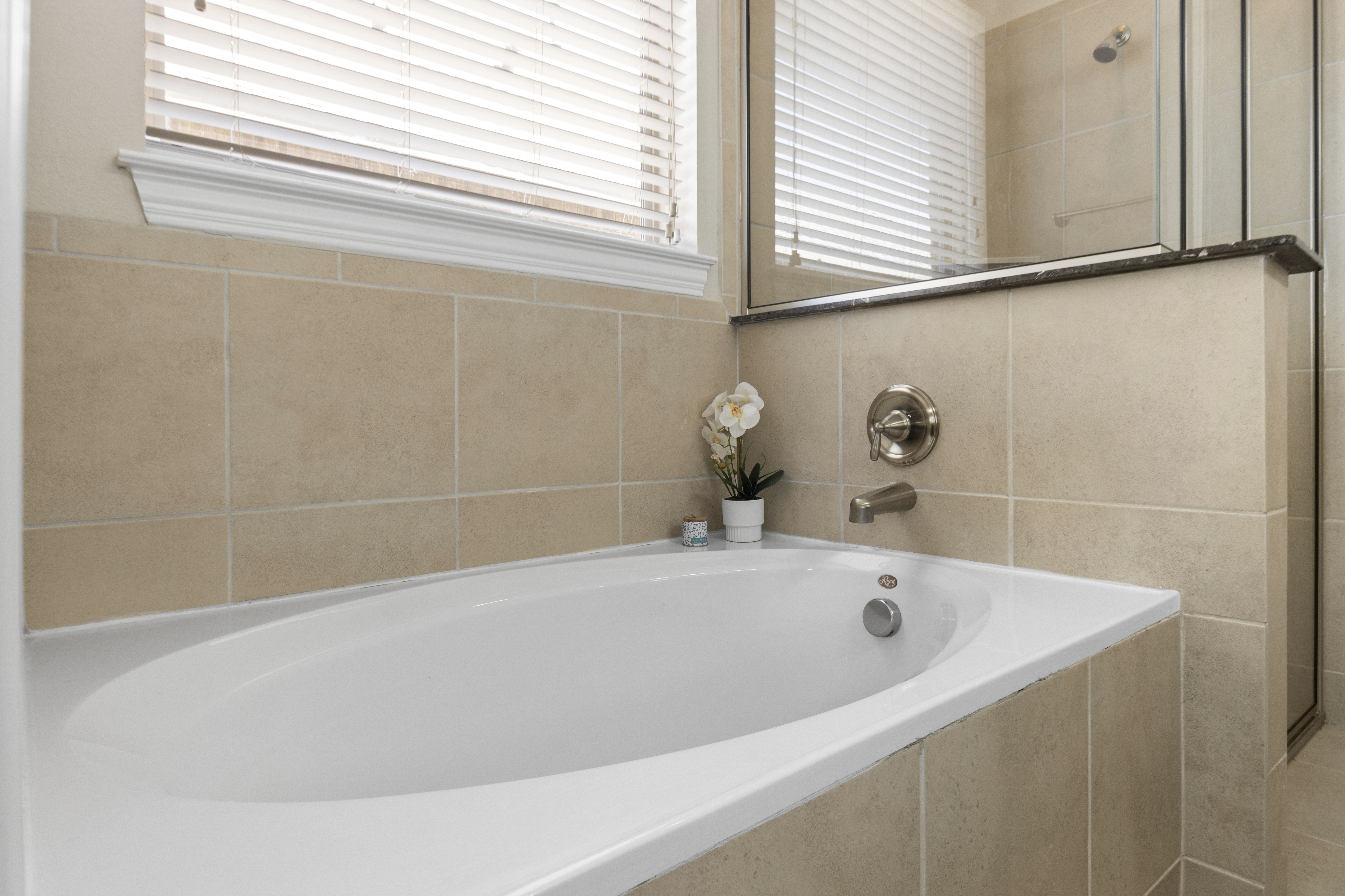  Flexible Living + Game Room in Desirable Northside ISD - 物件實景