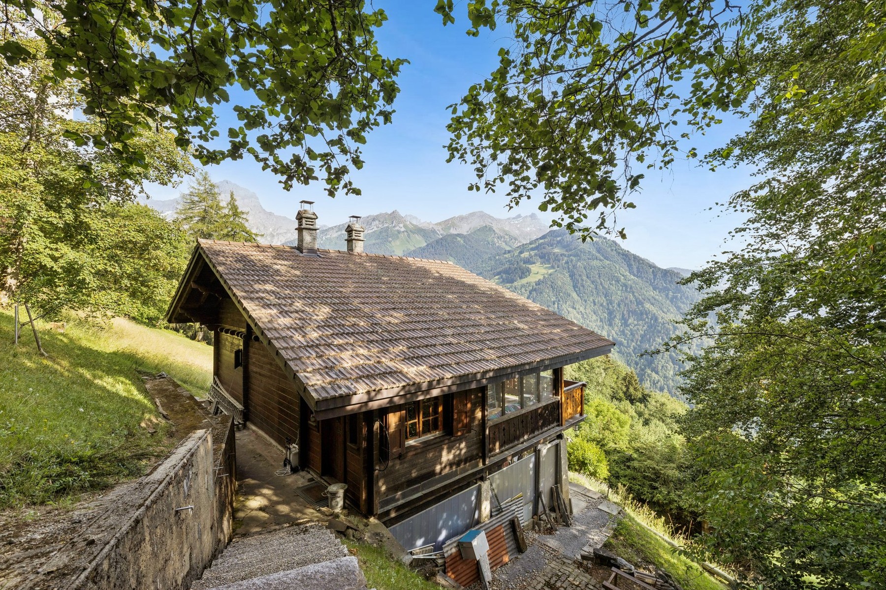  Traditional chalet in need of renovation in Gryon, with a view and a large garde - 物件實景