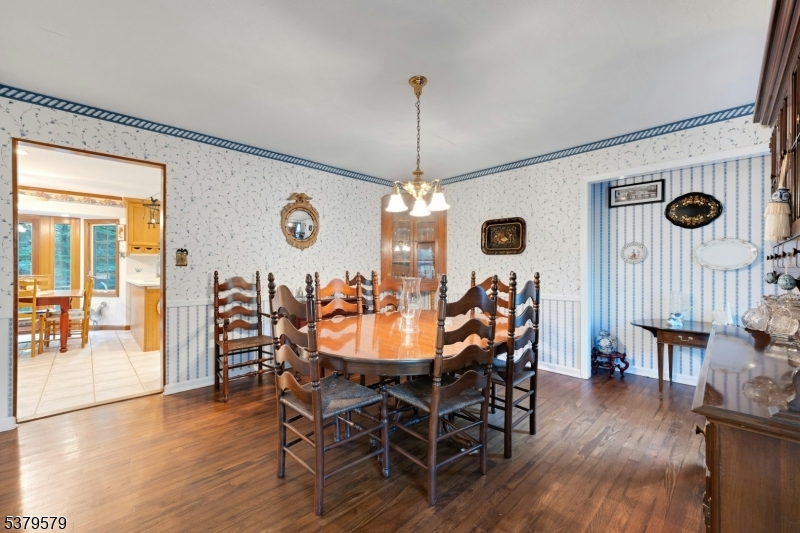 Randolph Twp., New Jersey, 07869, United States, 4 Bedrooms Bedrooms, ,3 BathroomsBathrooms,Residential,For Sale,1925616