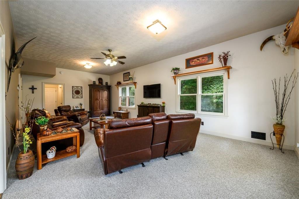 Covington, Georgia, 30014, United States, 5 Bedrooms Bedrooms, ,5 BathroomsBathrooms,Residential,For Sale,1895432