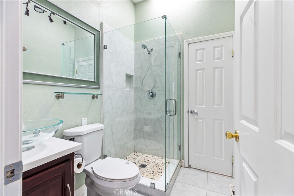 Canyon Lake, California, 92587, United States, 4 Bedrooms Bedrooms, ,3 BathroomsBathrooms,Residential,For Sale,1982938